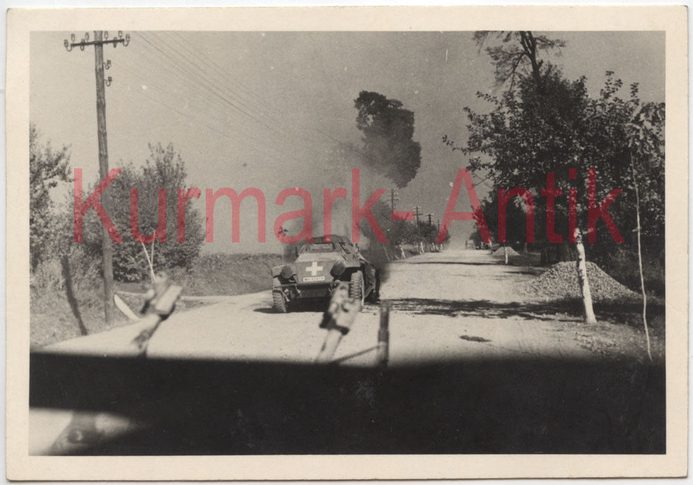 Foto Wehrmacht Polen Feldzug Panzer Spähwagen 222 Front combat !