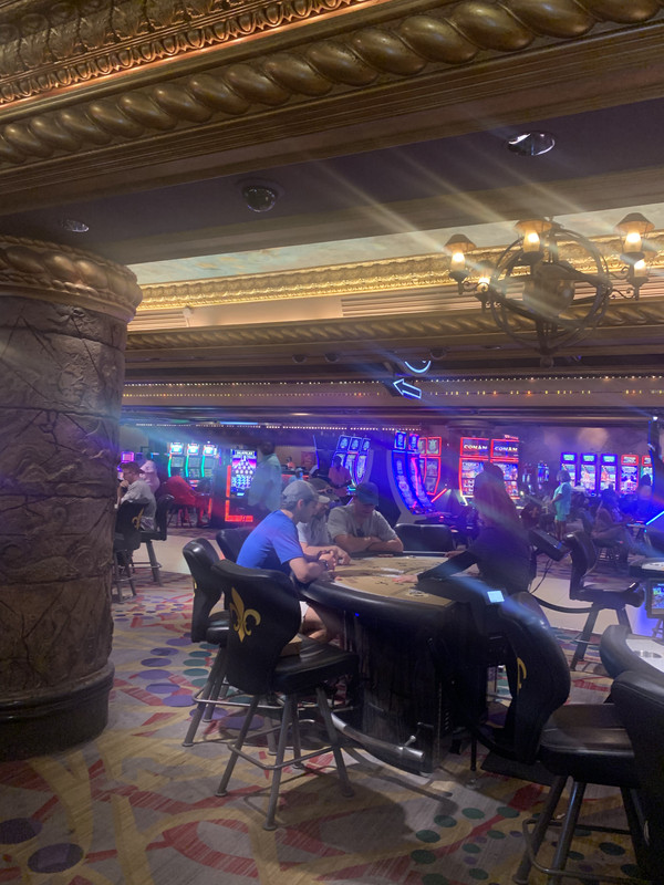 57ADE870-1FEF-4E92-B992-DC5D11327335