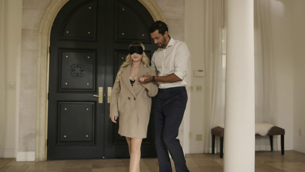 vlcsnap-2023-08-19-23h55m37s466