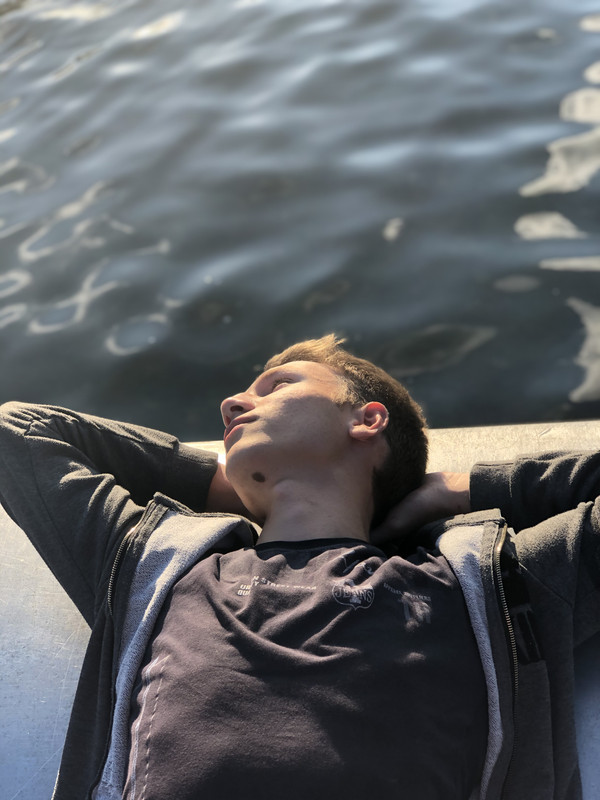 B950C6AF-F3AA-4DB3-908B-3C14FD03C887