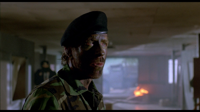 4 - Delta Force 2 [BDRemux 1080p] [Cast D.D./Ing DTS-HD M] [Sub:Varios] [Acción] [1990]