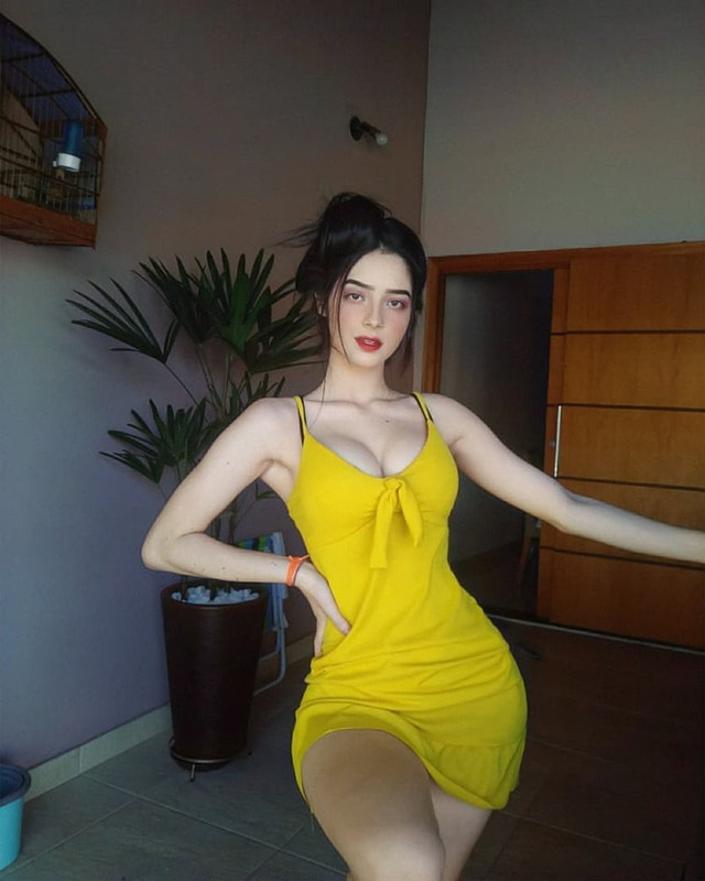 Ingrid (35)
