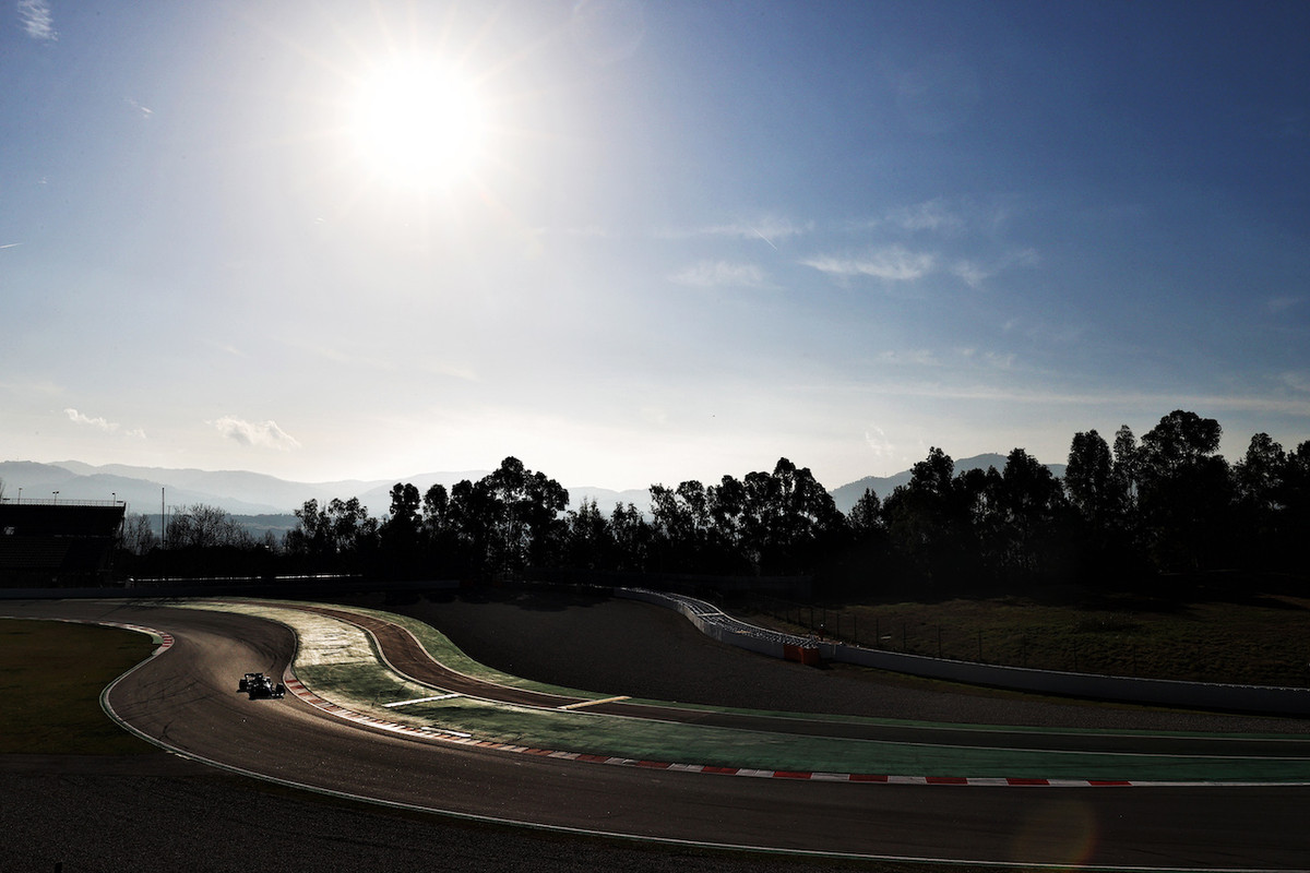 [Imagen: f1-test-barcellona-day-2-gallery-fotografica-70.jpg]