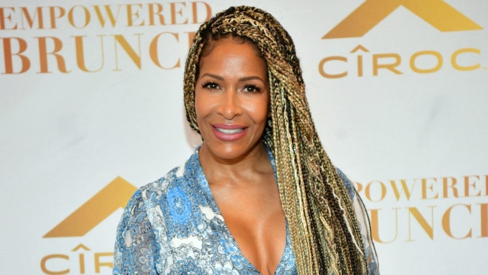 Sheree Whitfield 2025 Girlfriend, net worth, tattoos, smoking & body