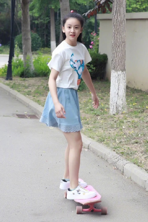 Con gái Yao Ming cao hơn 1.7m (5'7) dù mới 10 tuổi 2
