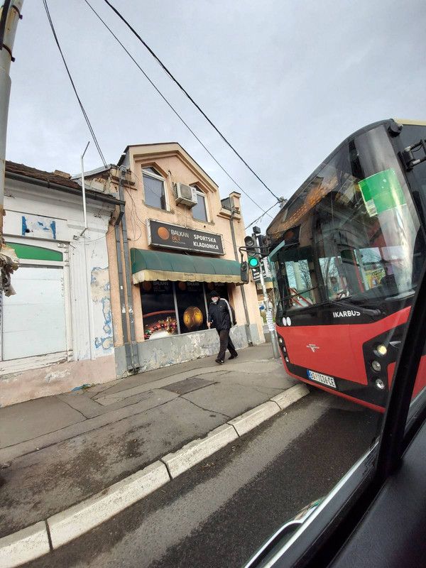 bus01-2020-12-24-22-32-27.jpg
