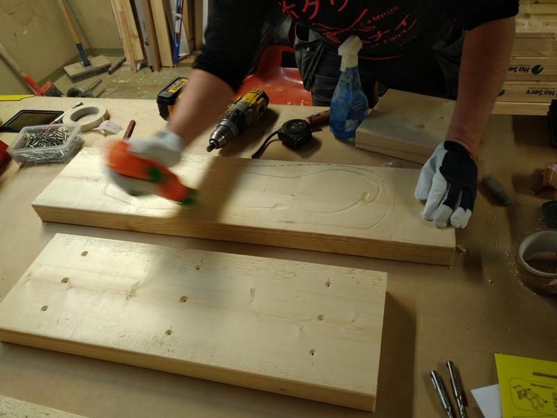 02_gluing