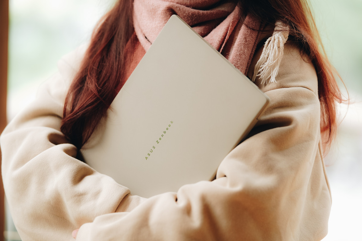 ASUS-Zenbook-A14-2.jpg ASUS-Zenbook-A14-2.jpg