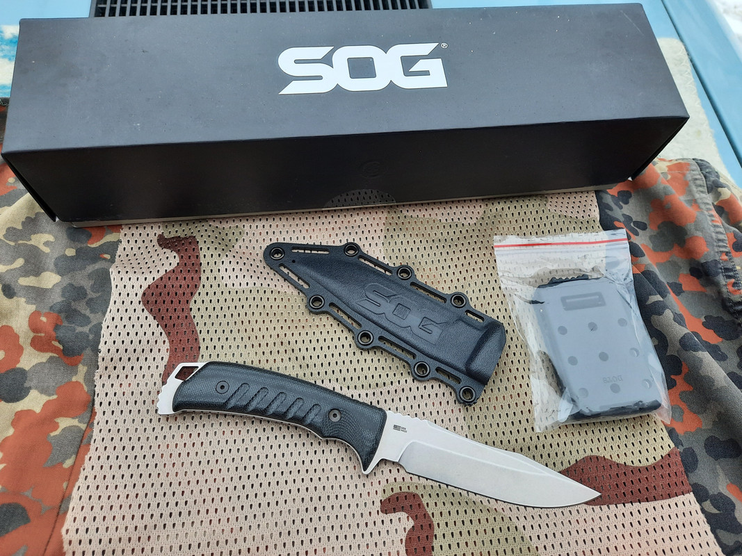 3 (4)
