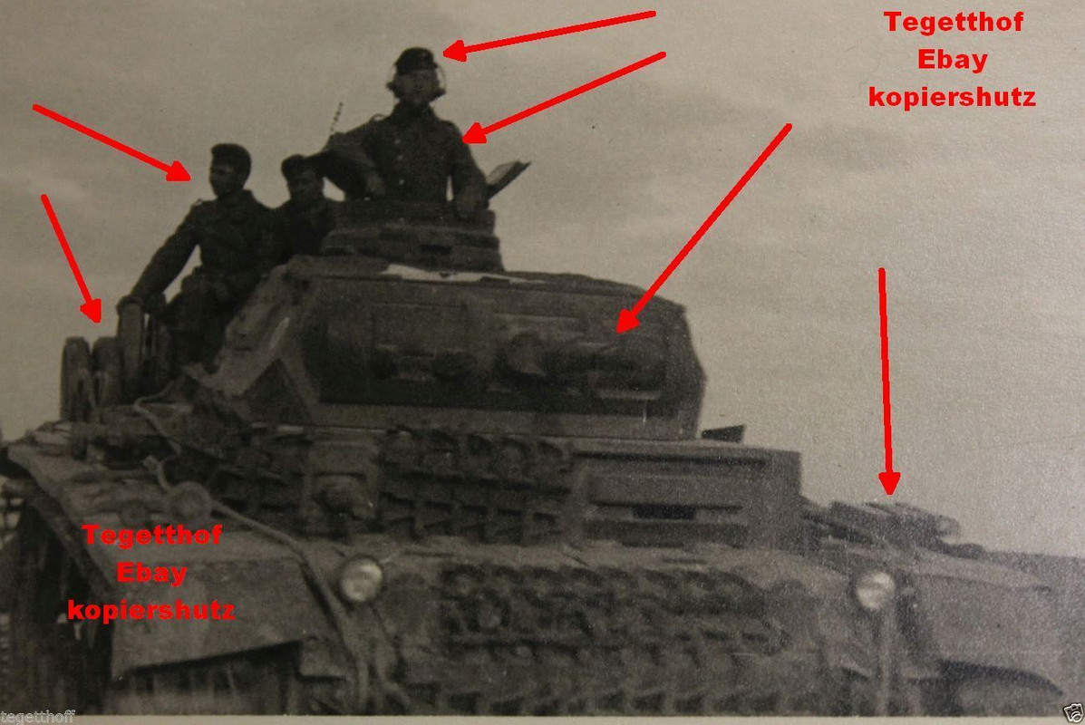 WH PANZER UND zerstörte ENGLISCHE PANZER GRIECHE