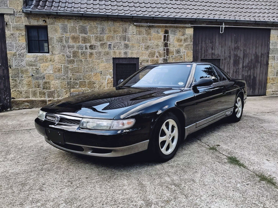 Eunos-Cosmo-1993-vk.jpg