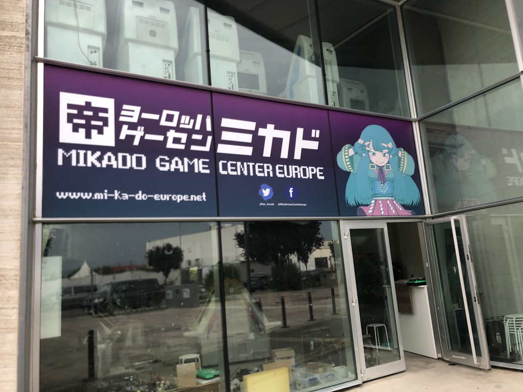 EEFFA0AF-ABC9-4D0E-BD60-B2746C58BC8F