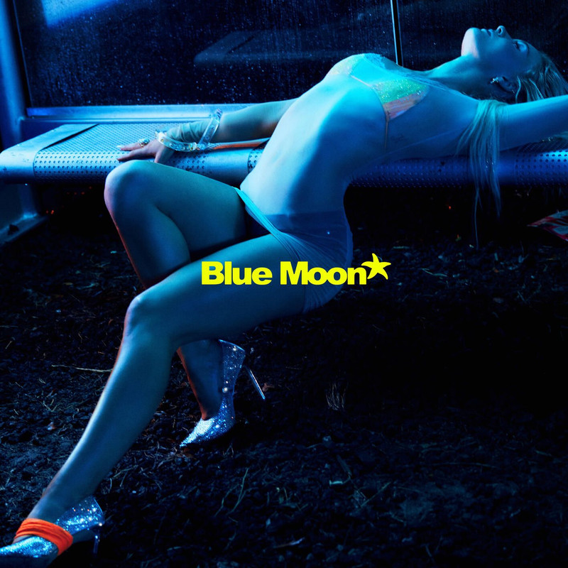 Zara Larsson - Blue M*on