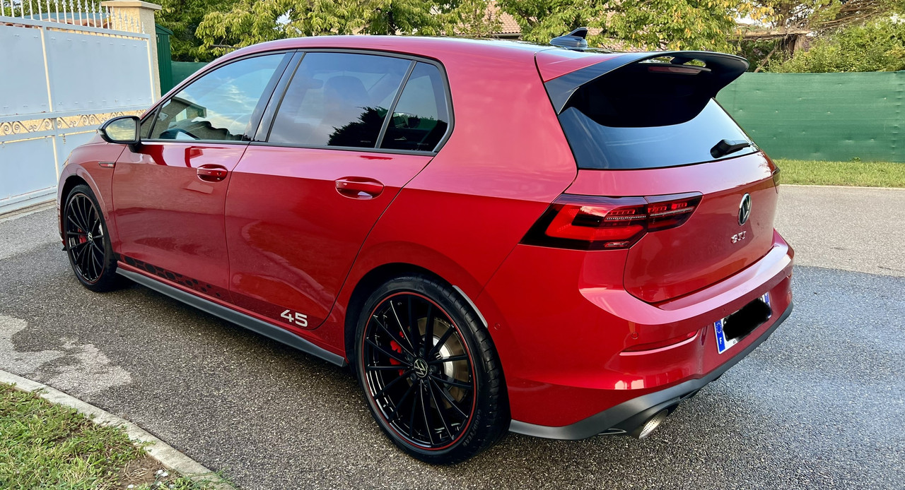 15A577D8-DE20-4E6F-AFD7-055B2C1934FA