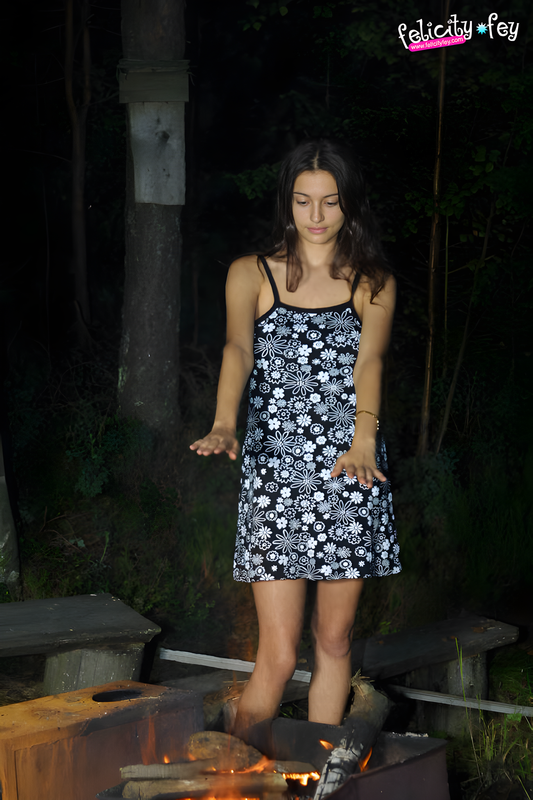 felicity-fey_01500-lg_4k