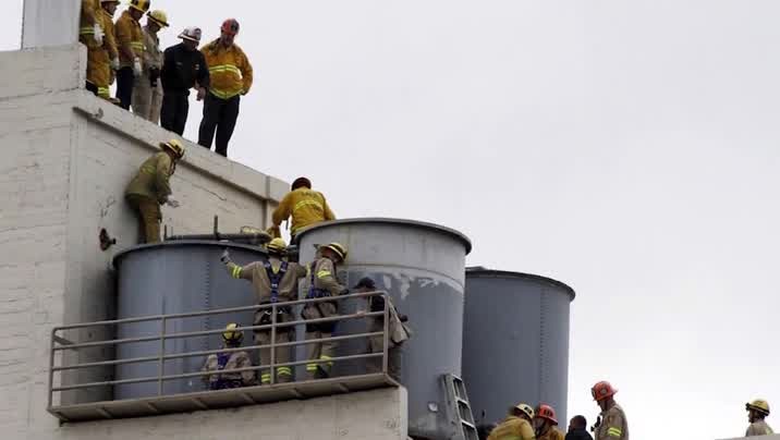 [Image: on1ez830hkau.jpg]