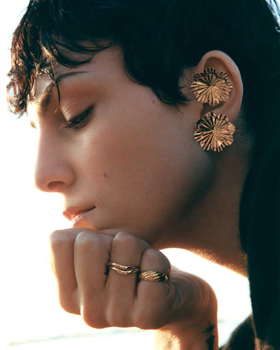 14_348c5598-9903-43df-a909-974a190e1f95_576x