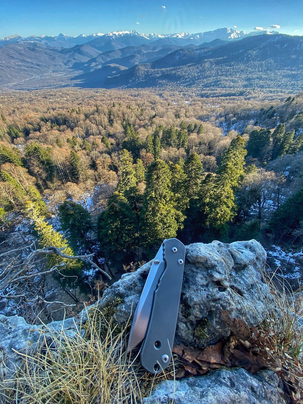 EFF697EA-523A-4155-A8B2-EF3F83DDBB2B