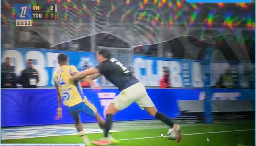 [Image: Capture-d-ecran-du-2025-12-01-15-52-47.png]