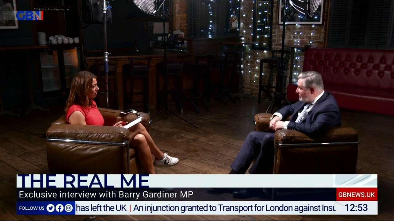 10.19 - 12.00.00 - The Briefing With Gloria De Piero. Your must-watch....ts_snapshot_54.18.454