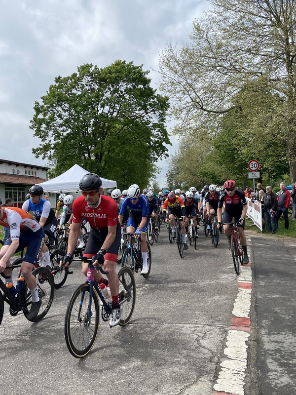 824D6FD5-9AAF-41C6-A270-E5988EA67685_1_102_o