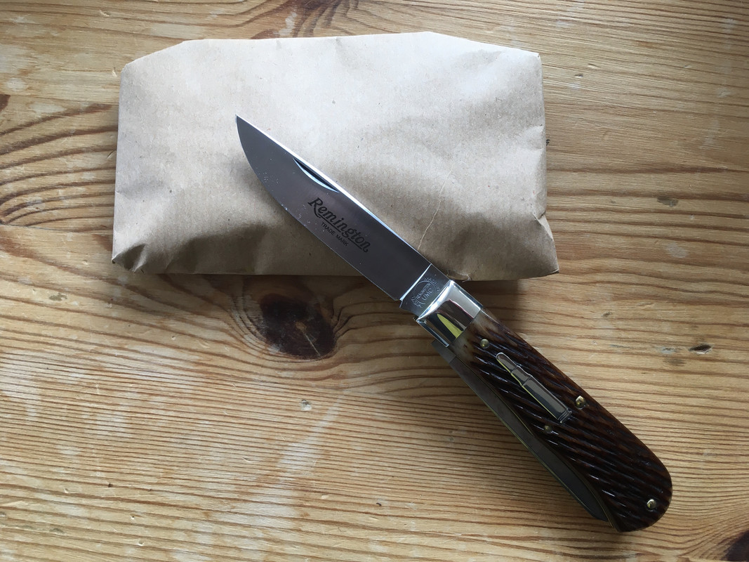 0443DFB3-DC2B-499B-90D0-3D86996A3A1E