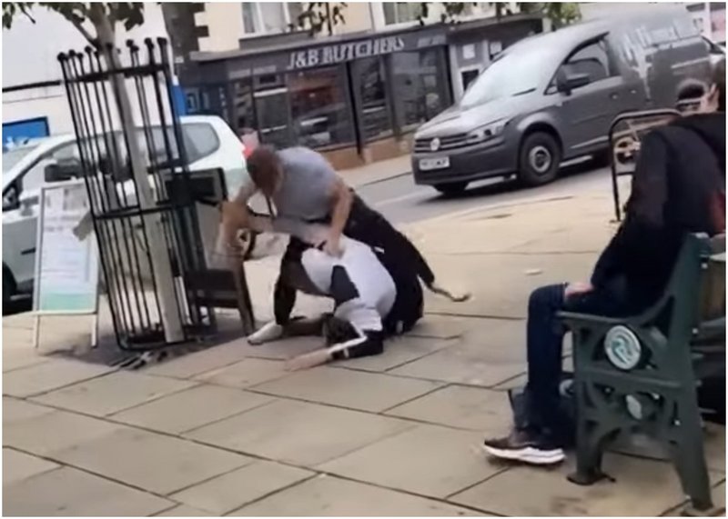 Мъж отхапа ухото на 16-годишен шампион в BJJ и получи урок