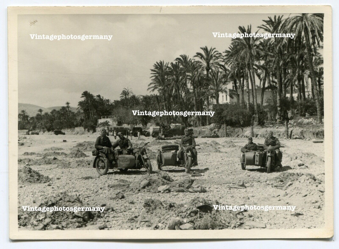 Foto Fallschirmjäger Kreta - Einsatz FJ Motorrad Krad LKW PKW