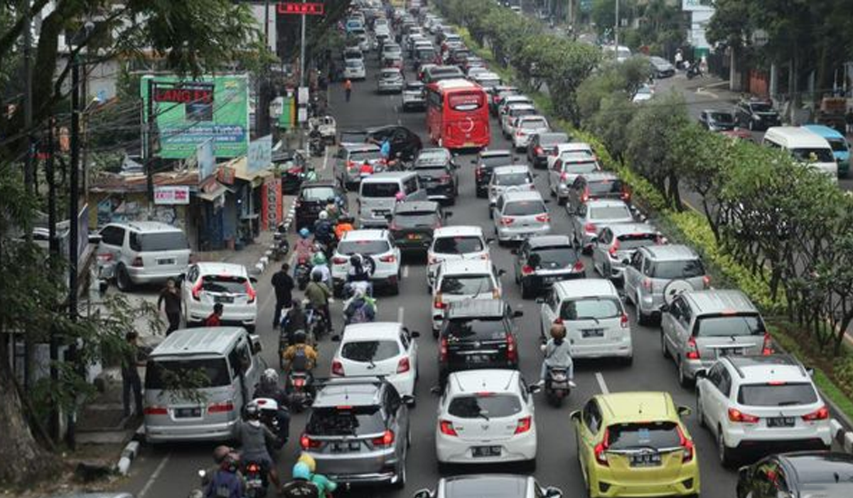 Kemacetan Bandung Parah, MTI Kritik Angkot dan Jalan Perumahan Sempit
