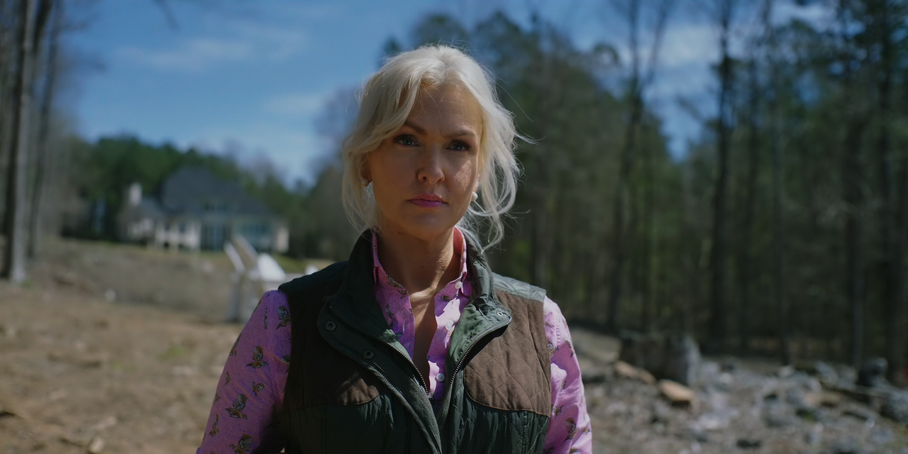 English.Teacher.S01E06.Linda.2160p.10bit.HDR.DSNP.WEB-DL.DDP5.1.HEVC-Vyndros.mkv_snapshot_20.16_[202