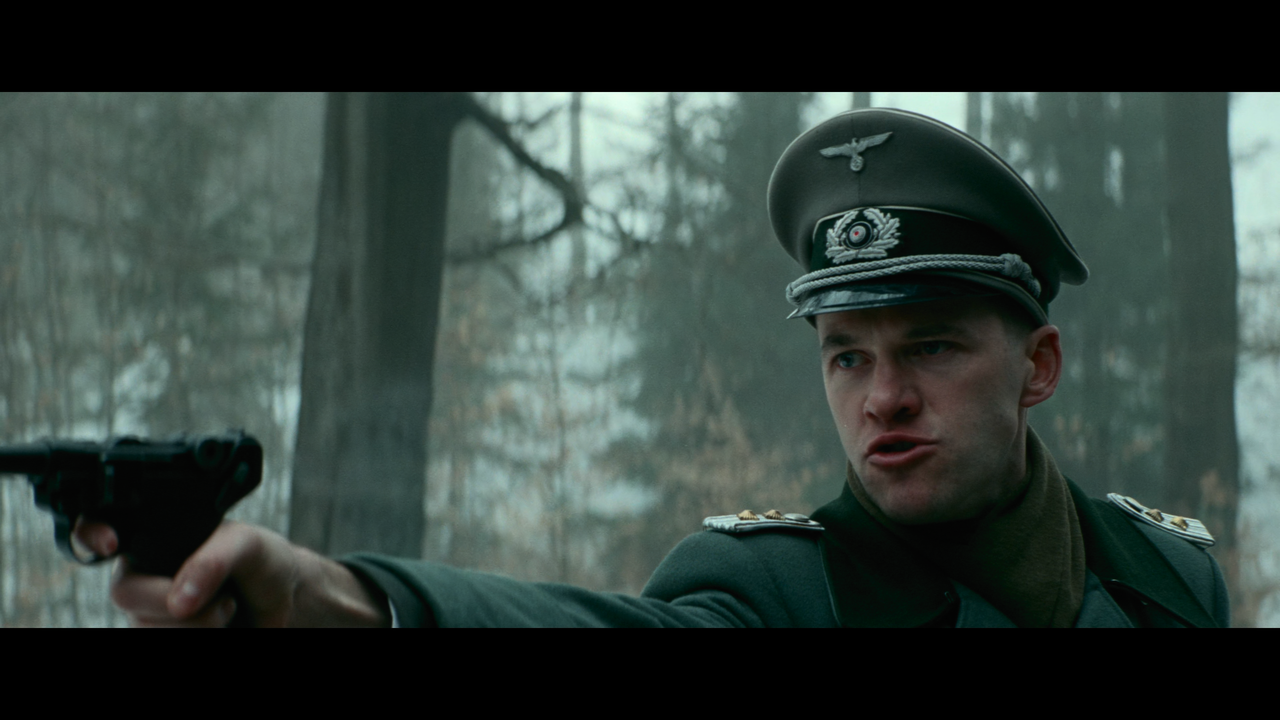 mpv-shot_White.Bird.2023.2160p.UHD.BDRemux.HDR.DV.HEVC-Нечипорук_01_42_23_0010