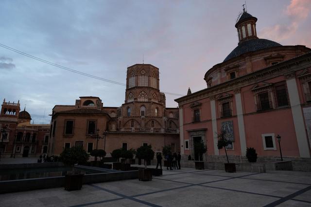 VALENCIA en un fin de semana - Blogs de España - Domingo 31/12: Centro de Valencia y Fin de Año en la Plaza del Ayuntamiento (47)