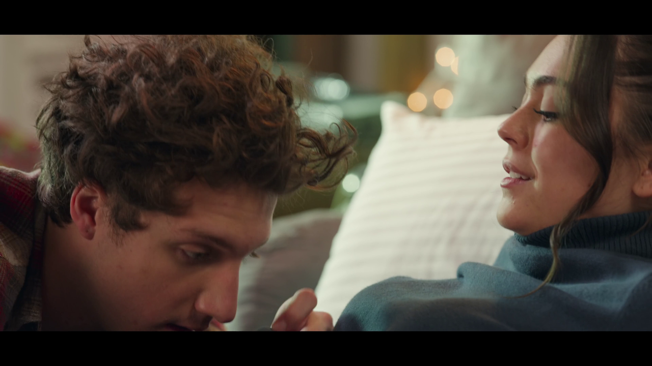 vlcsnap-2023-12-02-00h58m59s958