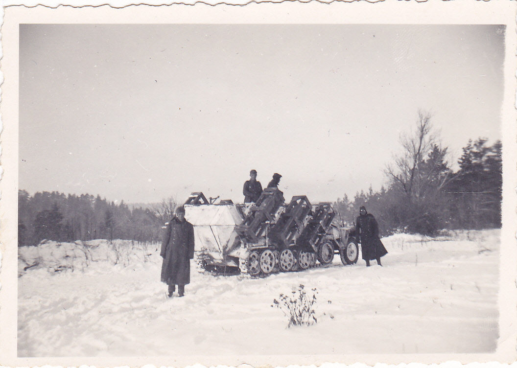 Schützenpanzerwagen Sd.Kfz251 mit Wurfrahmen 40