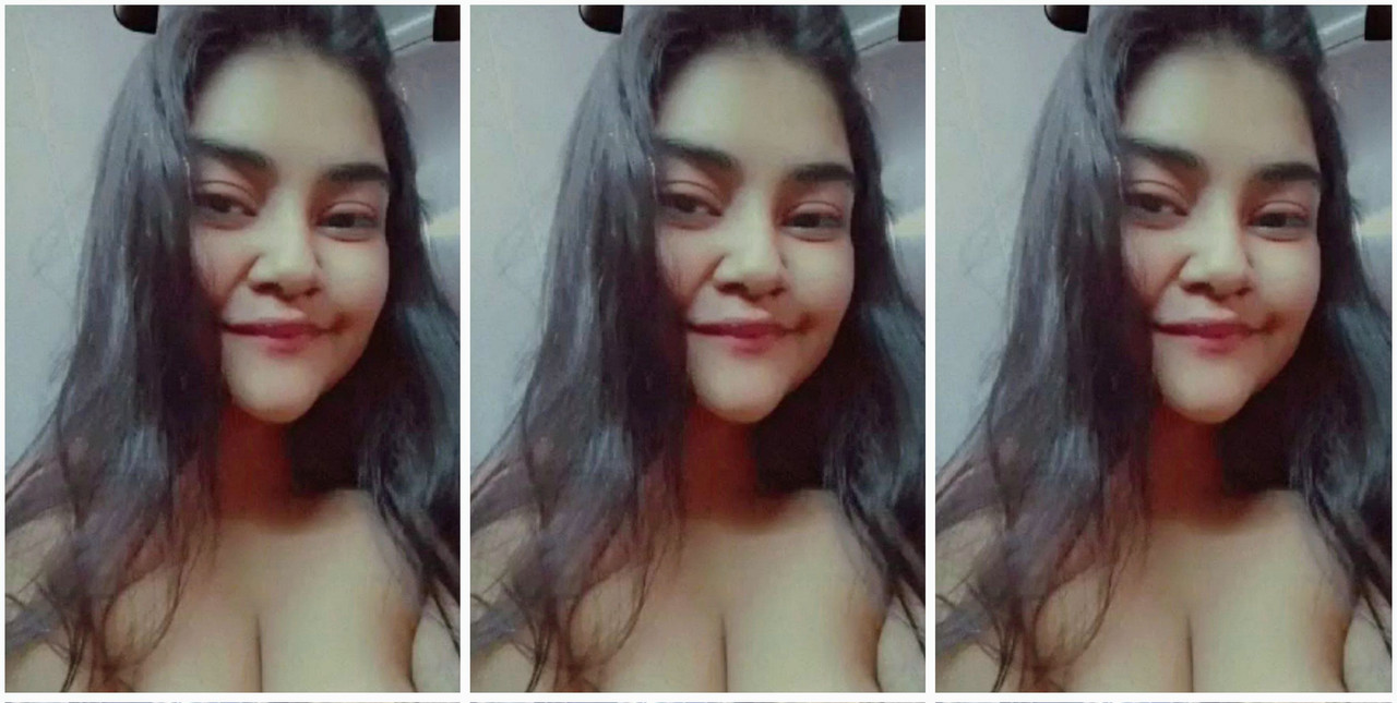 Bangladeshi girl leaked snaps rubbing her boobs exclusive viral