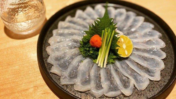 sashimi berbahan ikan buntal