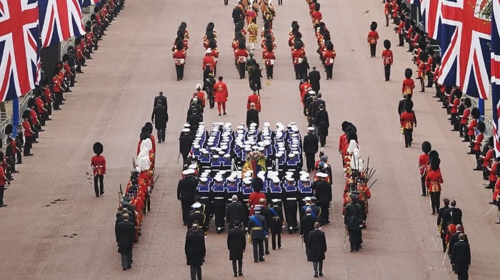 Ribuan pasukan militer dikerahkan untuk prosesi pemakaman Ratu Elizabeth II.