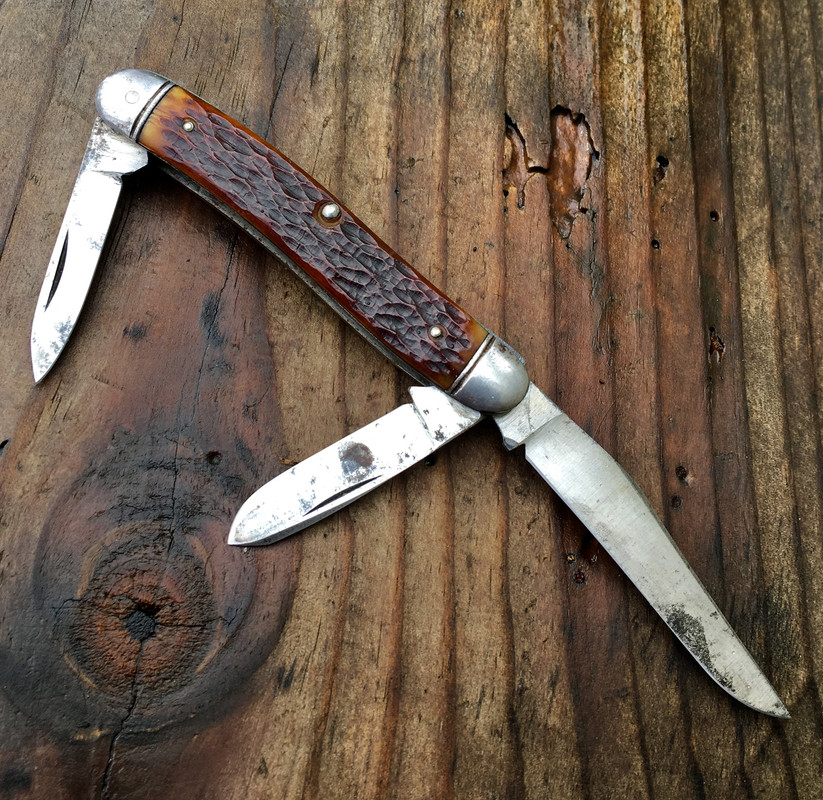 AFE1E71A-C064-4FE6-83C1-B5AB7935AF27