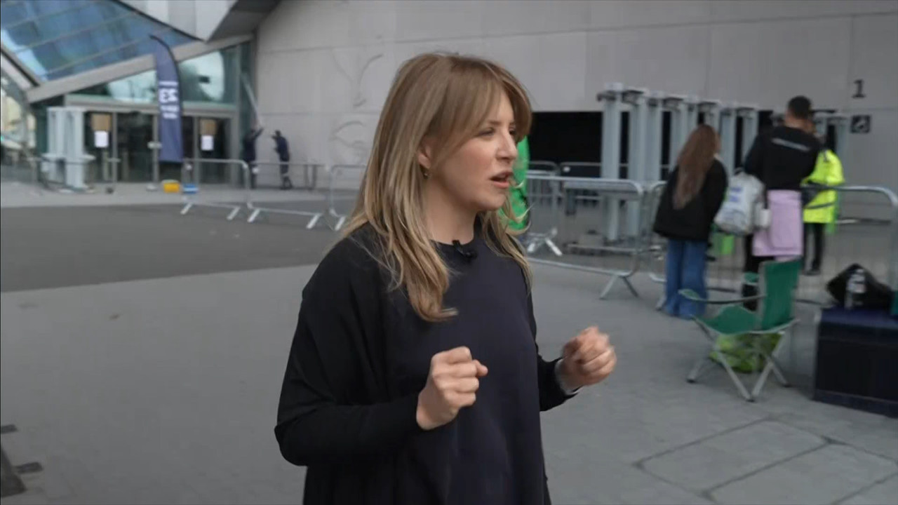 BBC London News_20230529_13201330.ts_snapshot_03.06.639