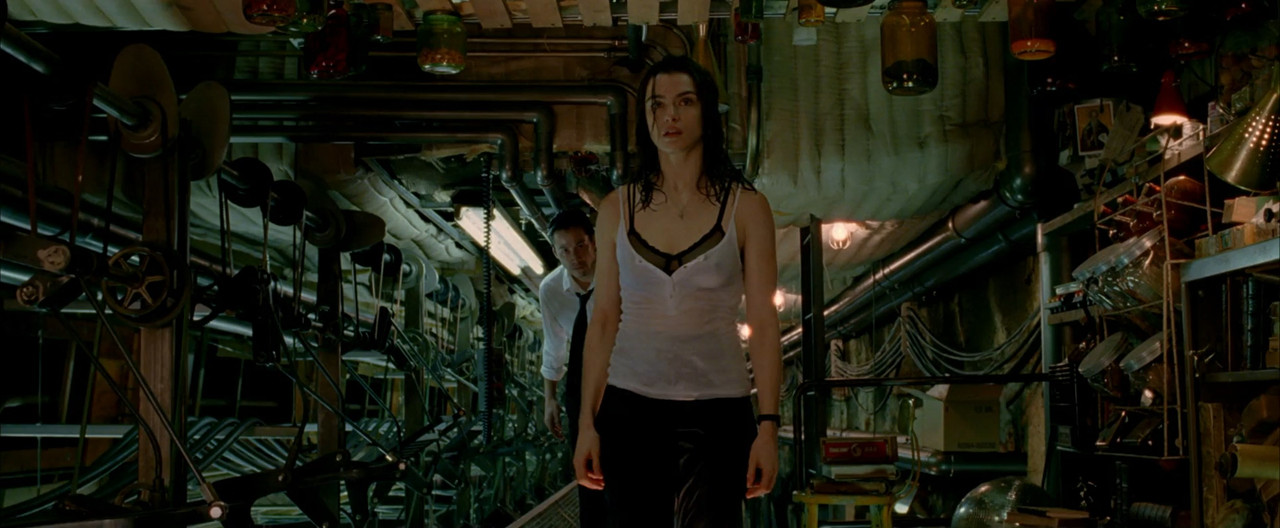 Constantine 2005 BluRay [Hindi + Tamil + English] 480p, 720p, 1080p ESub Screenshot