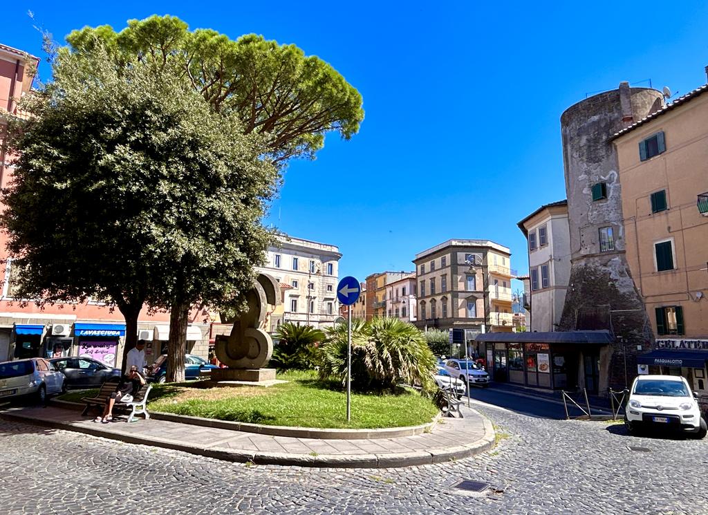 Жаркий сентябрь на побережье Тирренского моря.