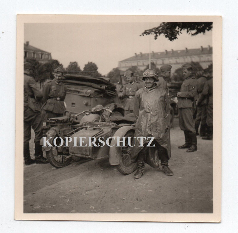 Frankreich 1940 SdKfz Krad Motorrad Gespann Kradmelder PKW Kübel Soldat