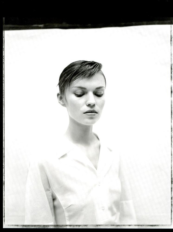 ARCHIVIO - Vogue Italia (February 2001) - People To Watch - 019