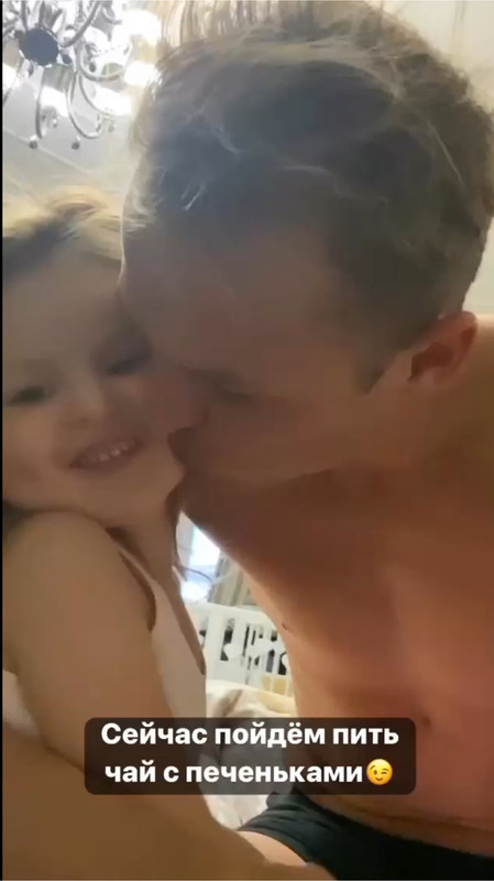 E9F4DF74-D923-41F5-A084-CEB864920985