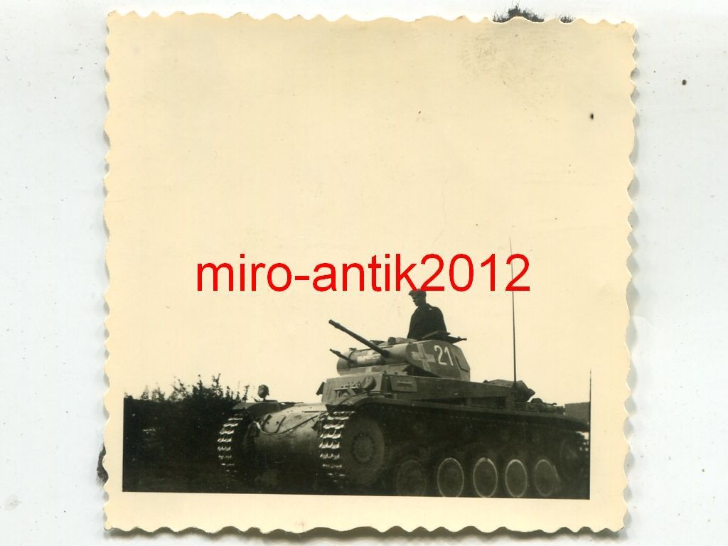 Foto, Wehrmacht, Panzer im Kampf um Höhe 354 , L