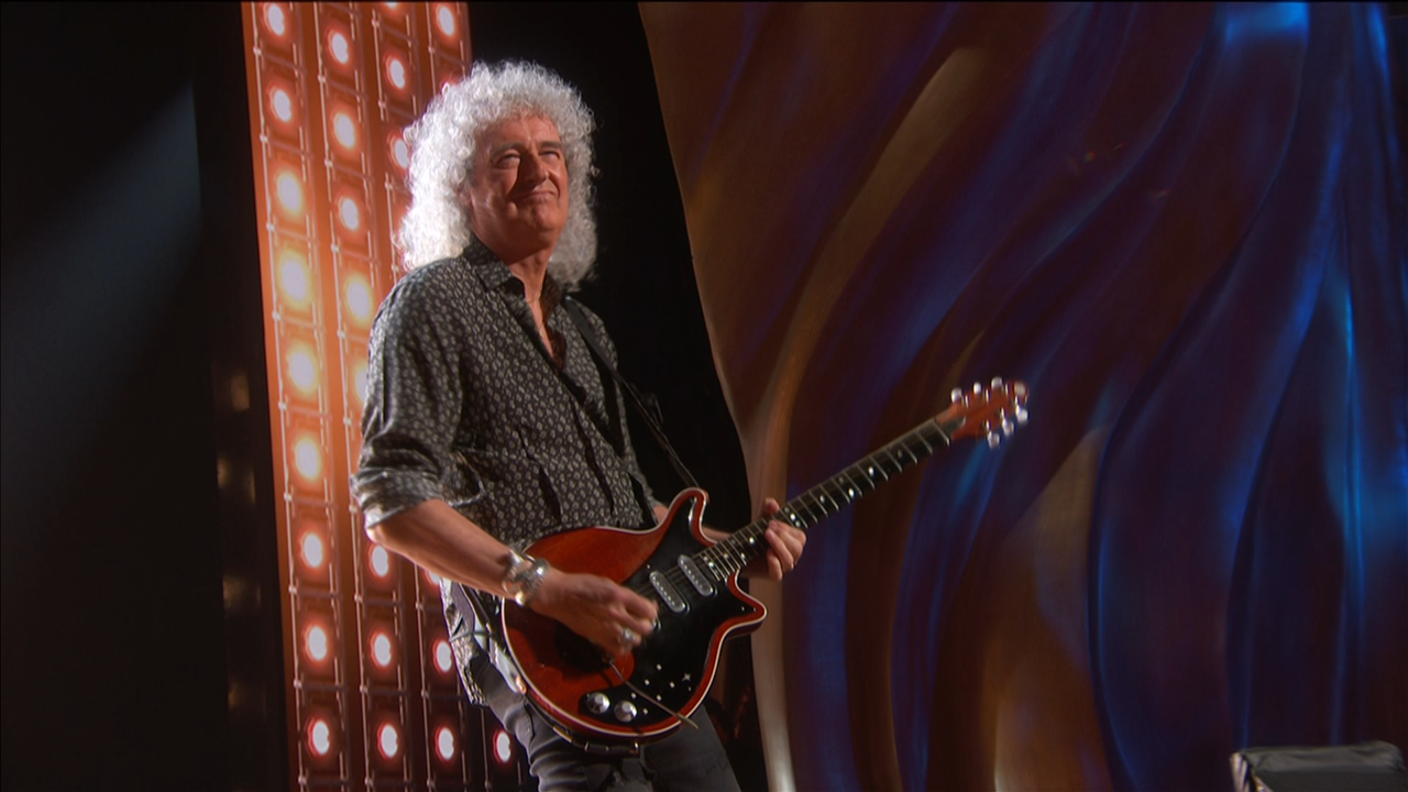 1. Queen   Adam Lambert - We Will Rock You & We Are the Champion