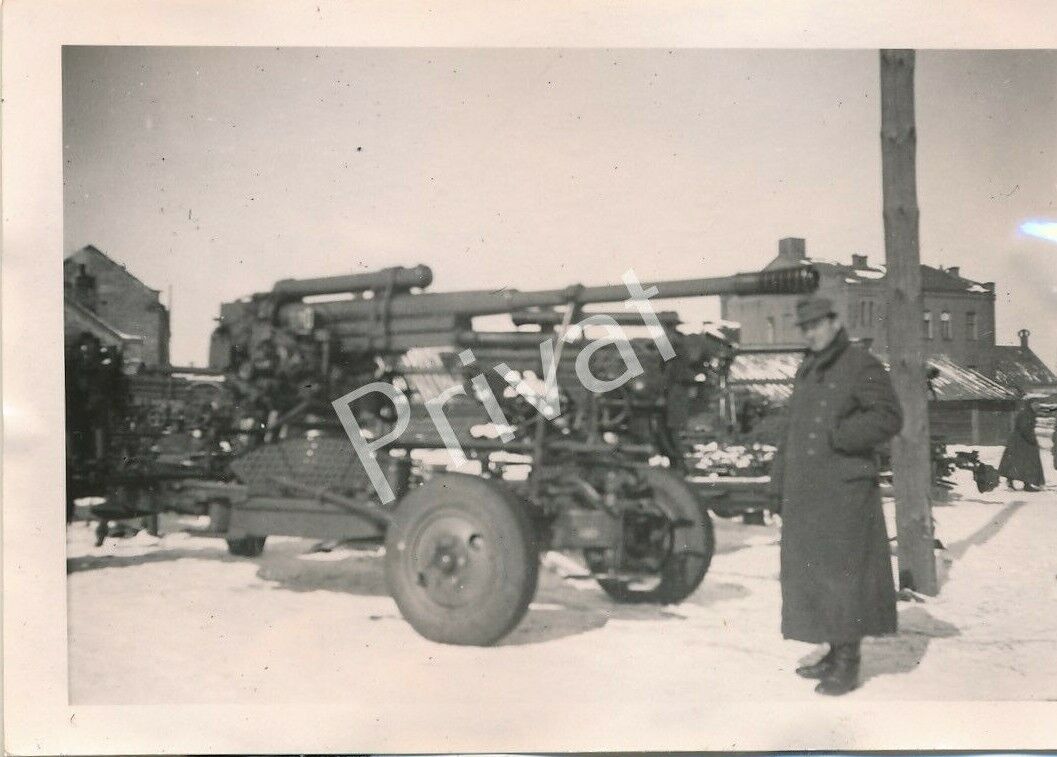 Foto WK II Wehrmacht Soldaten Geschütze Quartier Winter Vormarsch Ostfront