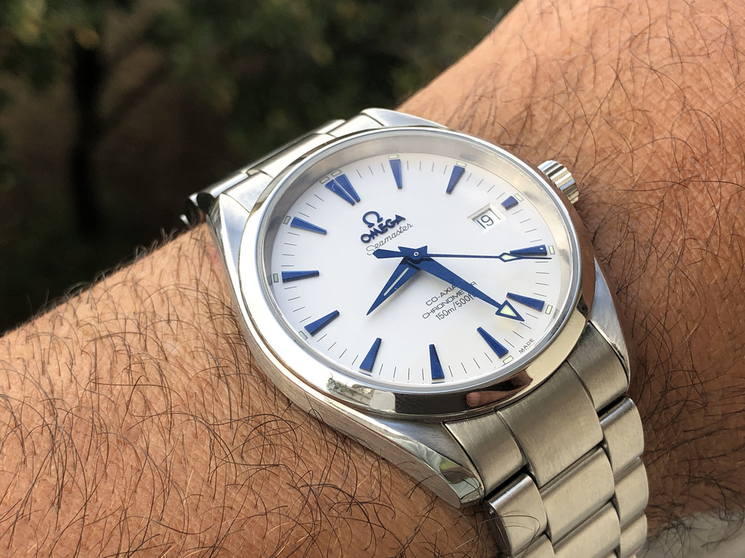 EE2C6F8B-37F3-422E-8589-96241B78F001