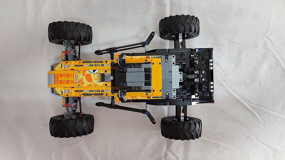 "Sand Runner" MOC (set 42099 alternative model) - Building Instructions | Belle-Ve Bricks | LEGO MOCS / Custom MOCs IMG 20220801 102555
