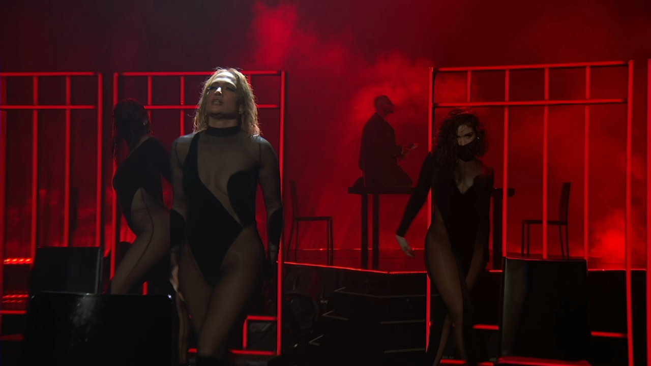 Jennifer Lopez & Maluma - Pa' Ti Lonely.ts_20201123_102229.065